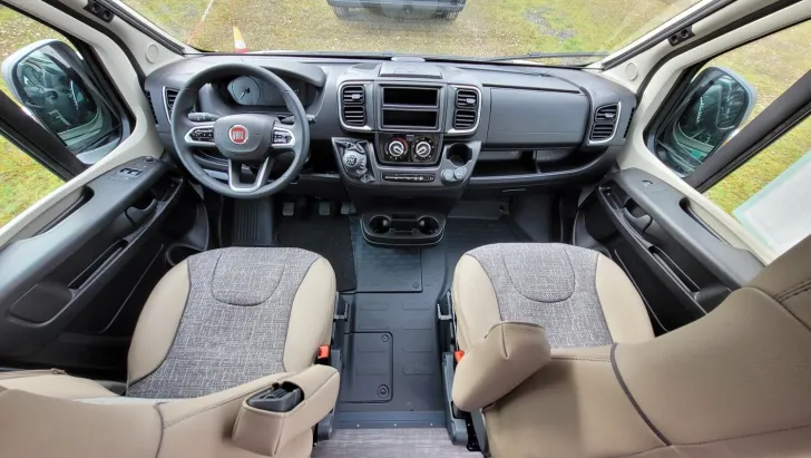 Fahrzeugbild Dethleffs Globetrail Advantage 540 DR *Aktions-Festpreis* #11