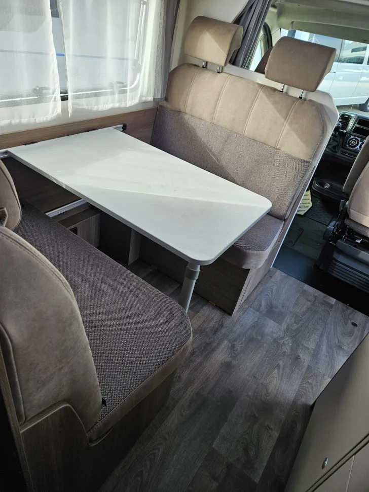 Fahrzeugbild Carado pro A 361 6Fahrpl.|Stockbetten|Markise|Radträger #10