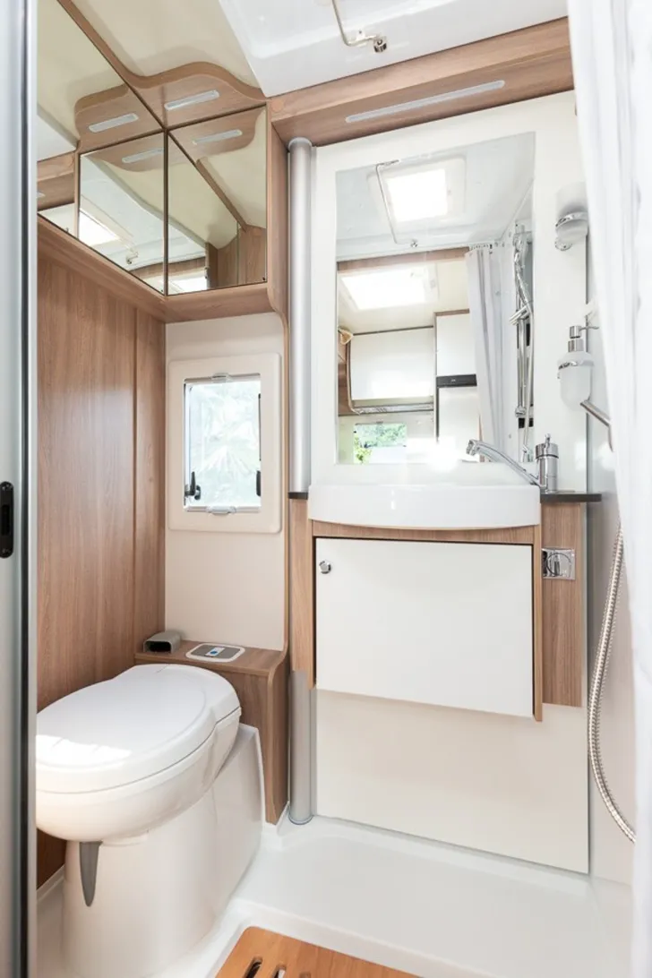 Fahrzeugbild Laika Ecovip Titanio L 3019 / exklusive Sonderedition ! #14