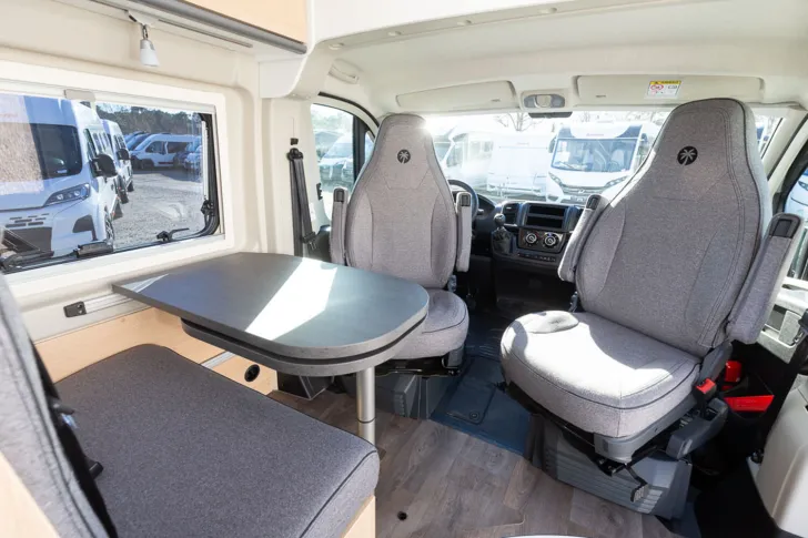 Fahrzeugbild Sunlight Cliff 600 GÜMA Edition ** UVP: 57.352  #17