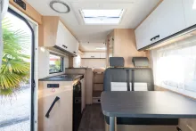 Fahrzeugbild Sunlight Adventure V 66 *Junger Gebrauchter* #8