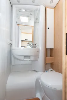 Fahrzeugbild Sunlight Adventure V 66 *Junger Gebrauchter* #12