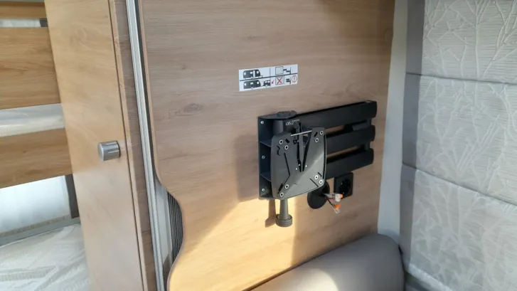 Fahrzeugbild Knaus Südwind 60 YEARS 540 FDK 1800kg; Garage; ASF Bug #10