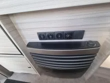 Fahrzeugbild Dethleffs c-joy 420 QSH Abverkauf Ausstellungswagen #9