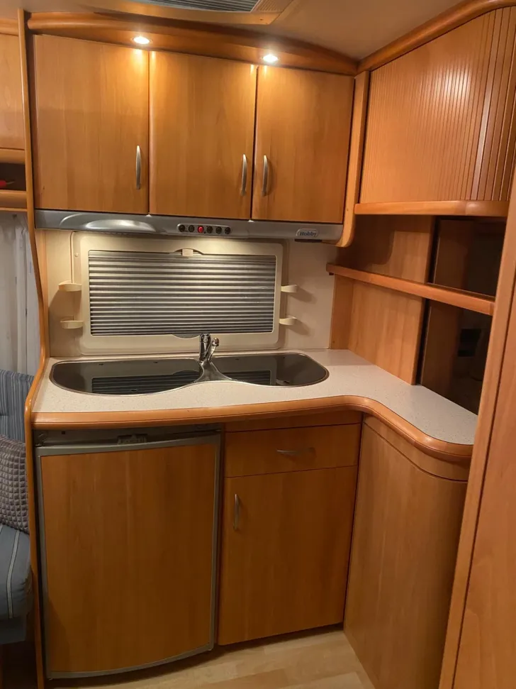 Fahrzeugbild Hobby De Luxe Easy 400 #8