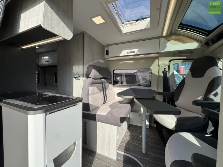 Fahrzeugbild Roller Team Livingstone Sport 2 Skyroof Markise Solar Isofix #9