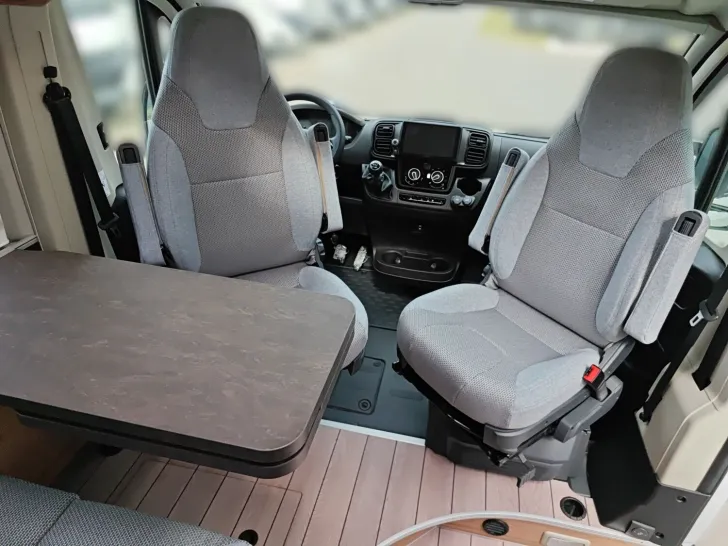 Fahrzeugbild Weinsberg CaraBus 600 MQ !! Sie sparen 13.215,- !! #11