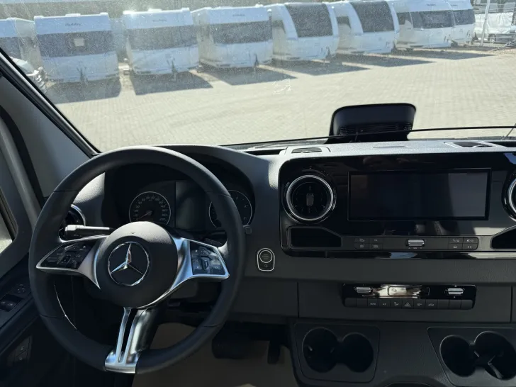 Fahrzeugbild Weinsberg CaraCompact Suite MB EDITION PEPPER 640 MEG 2025 #10