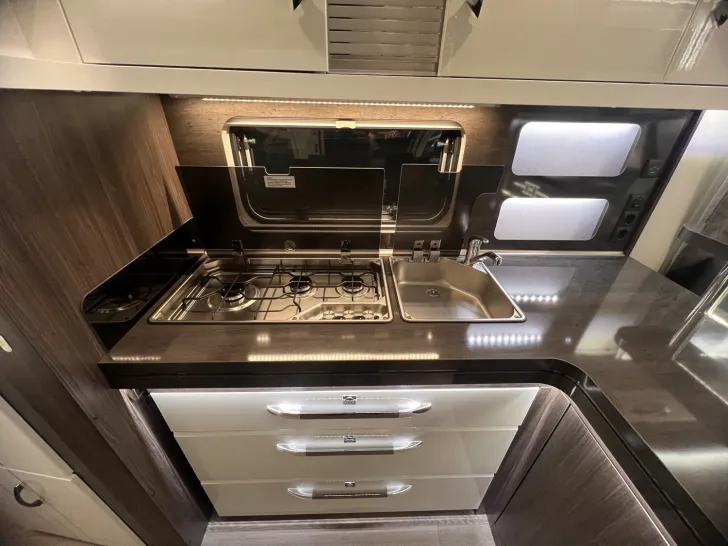 Fahrzeugbild Hobby Prestige 660 WFC - Sie sparen 11.851,-  #4