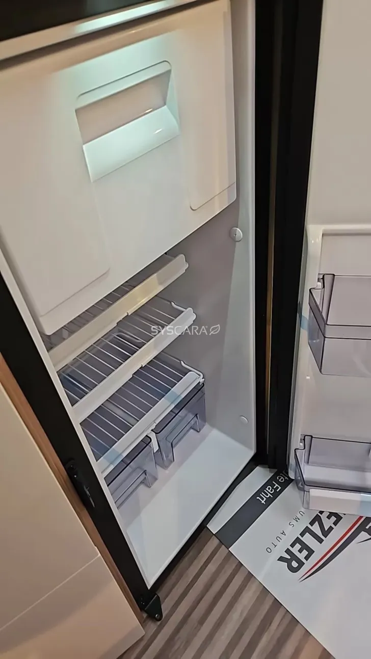 Fahrzeugbild Malibu Van compact 600 LE Automatik - Assistenz #17