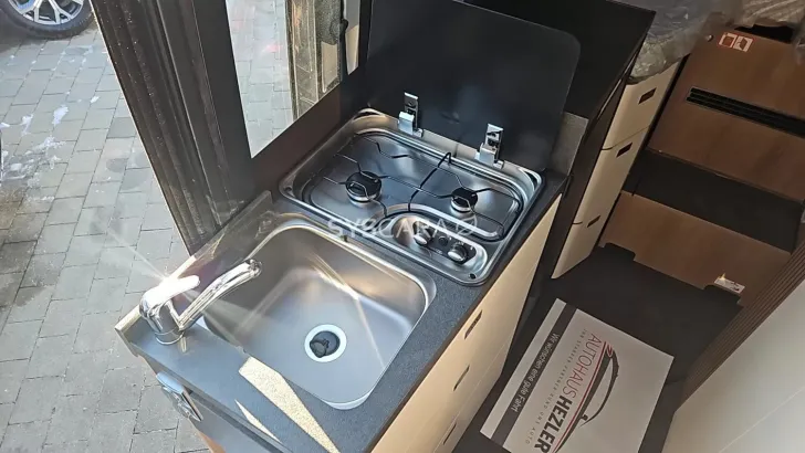 Fahrzeugbild Malibu Genius 641 LE Mercedes #8