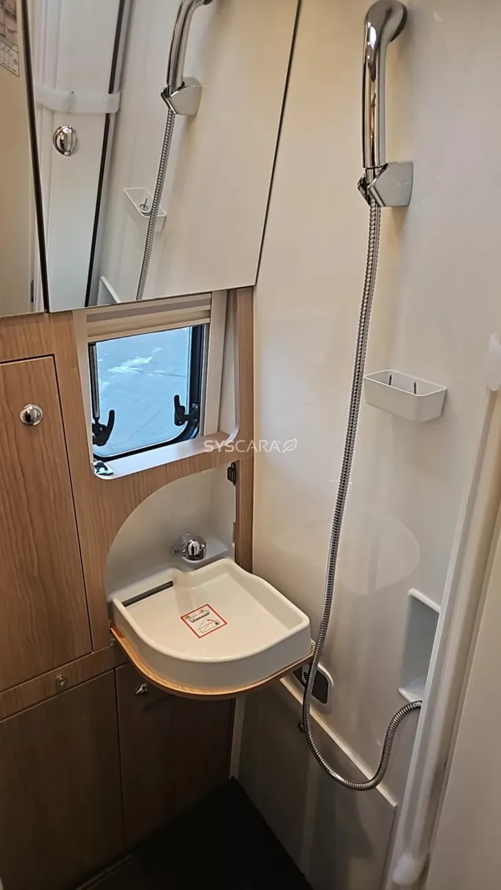Fahrzeugbild Malibu Genius 641 LE Mercedes #9
