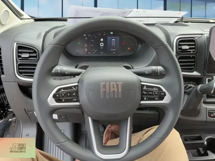 Fahrzeugbild Malibu Van first class - two rooms 640 LE RB Viele Pakete,Abverkauf Fiat #4