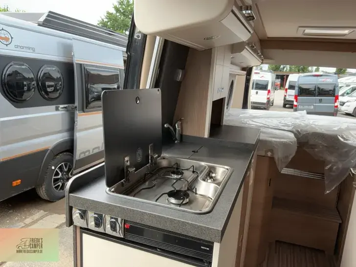 Fahrzeugbild Malibu Van first class - two rooms 640 LE RB Viele Pakete,Abverkauf Fiat #8