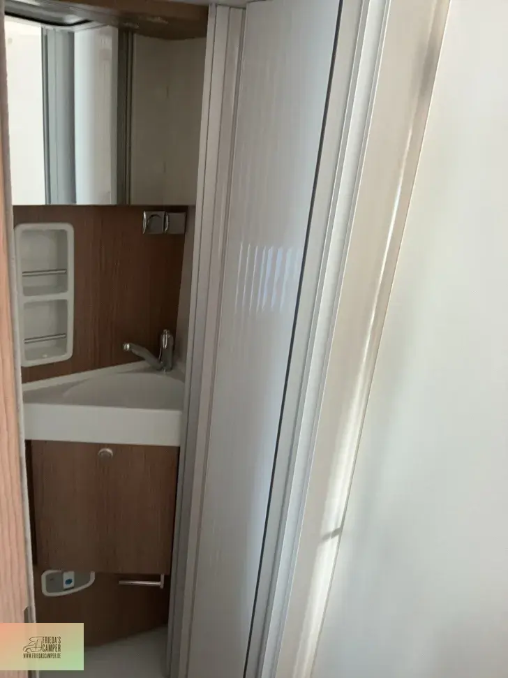 Fahrzeugbild Malibu Van first class - two rooms 640 LE RB Viele Pakete,Abverkauf Fiat #14