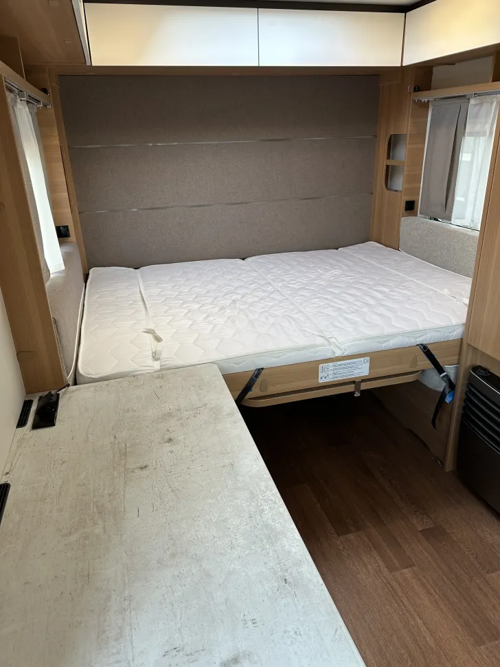 Fahrzeugbild LMC Style 400 F #8