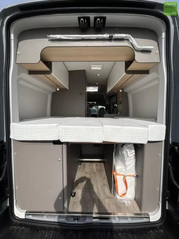 Fahrzeugbild LMC Innovan 590 2-Meter-Bett Markise AHK #24