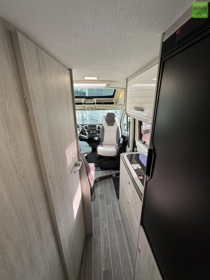 Fahrzeugbild Roller Team Livingstone Sport 2 Skyroof Markise Solar Isofix #22