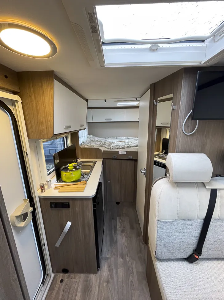 Fahrzeugbild Carado V132 pro+ *Automatik, LED, Alu* #14