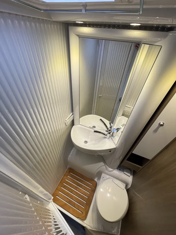 Fahrzeugbild Carado V132 pro+ *Automatik, LED, Alu* #22