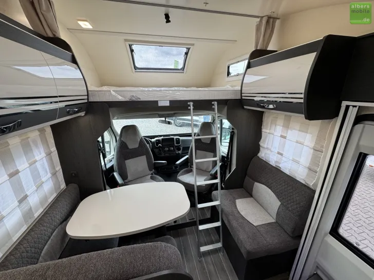 Fahrzeugbild Roller Team Kronos 290 M 4400kg 180PS Winter XXL-Garage #23