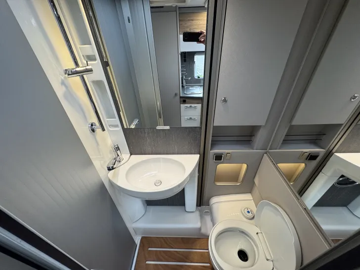 Fahrzeugbild Hymer Exsis-t 474 150 Ah Li,  Markise, Automatik #12