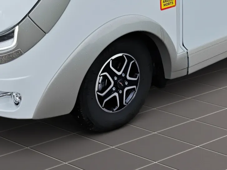 Fahrzeugbild Carthago chic c-line I 4.9 LE SIE SPAREN 32.870,- #6