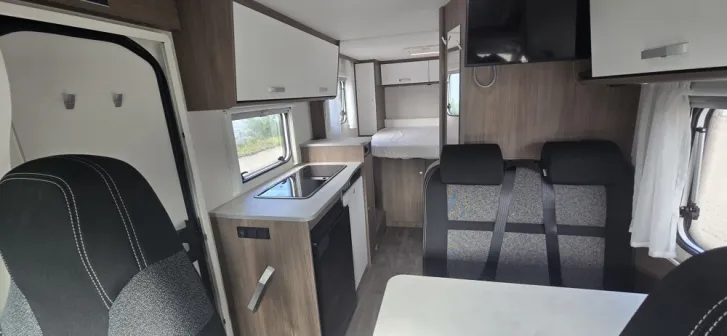 Fahrzeugbild Carado V 339 #11