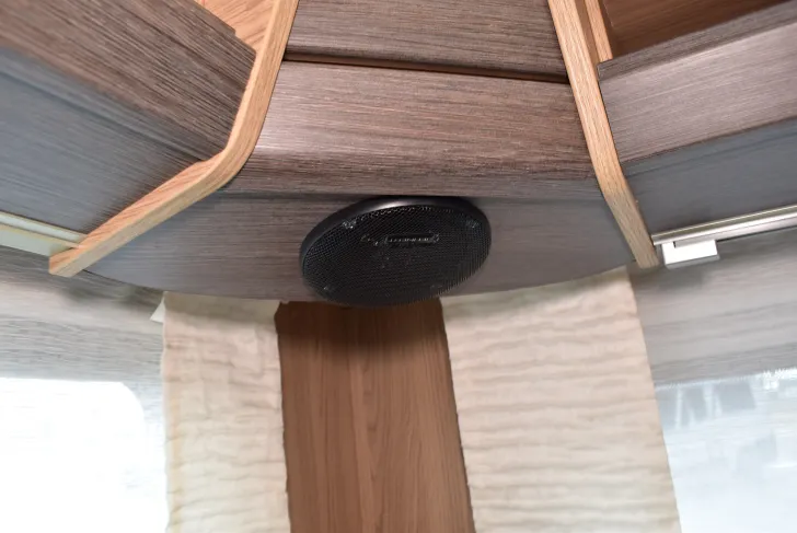 Fahrzeugbild Bürstner Averso 490 TL #24