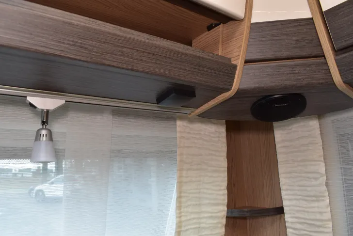 Fahrzeugbild Bürstner Averso 490 TL #25