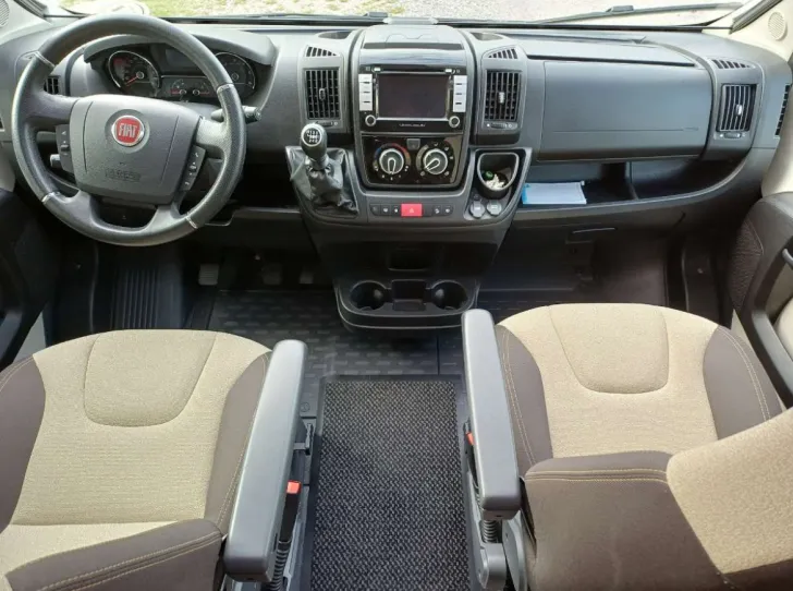 Fahrzeugbild Knaus Sky Wave 650 MF #3