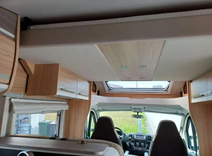 Fahrzeugbild Knaus Sky Wave 650 MF #4