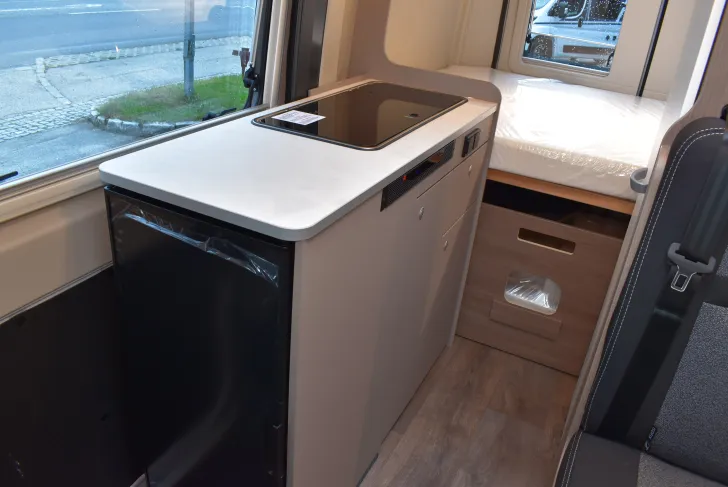 Fahrzeugbild Carado Camper Van CV 540 Markise, Faltverdklg, 5,41m #9