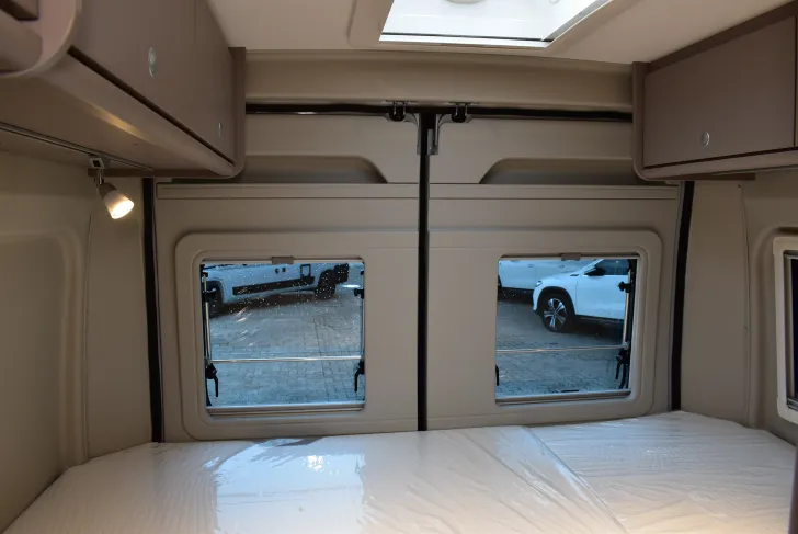 Fahrzeugbild Carado Camper Van CV 540 Markise, Faltverdklg, 5,41m #13