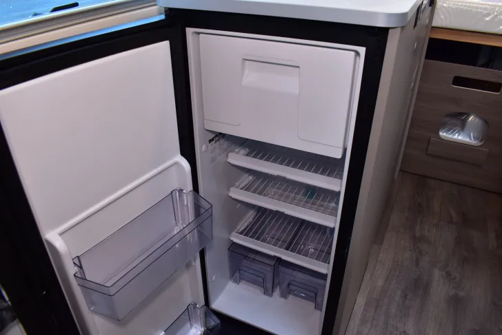 Fahrzeugbild Carado Camper Van CV 540 Markise, Faltverdklg, 5,41m #26