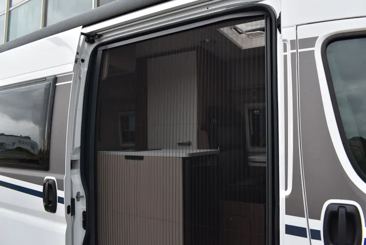 Fahrzeugbild Carado Camper Van CV 540 Markise, Faltverdklg, 5,41m #32