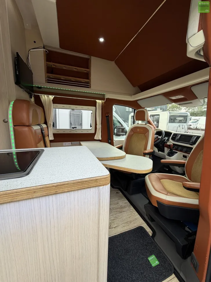 Fahrzeugbild MAN TGE Balcamp SP 610 Allrad 4X4 Solar TV Navi AT #8