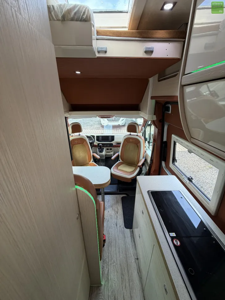 Fahrzeugbild MAN TGE Balcamp SP 610 Allrad 4X4 Solar TV Navi AT #24