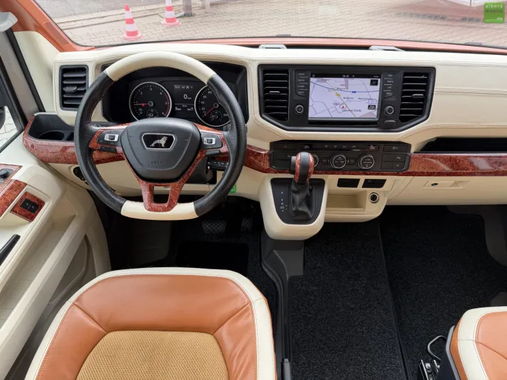 Fahrzeugbild MAN TGE Balcamp SP 610 Allrad 4X4 Solar TV Navi AT #29