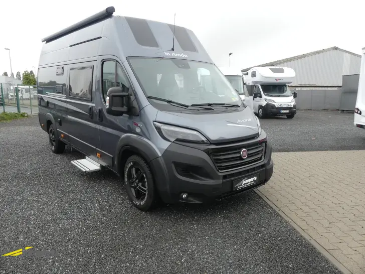 Fahrzeugbild La Strada Avanti C Sehr gepflegt7Top Ausstattung #1