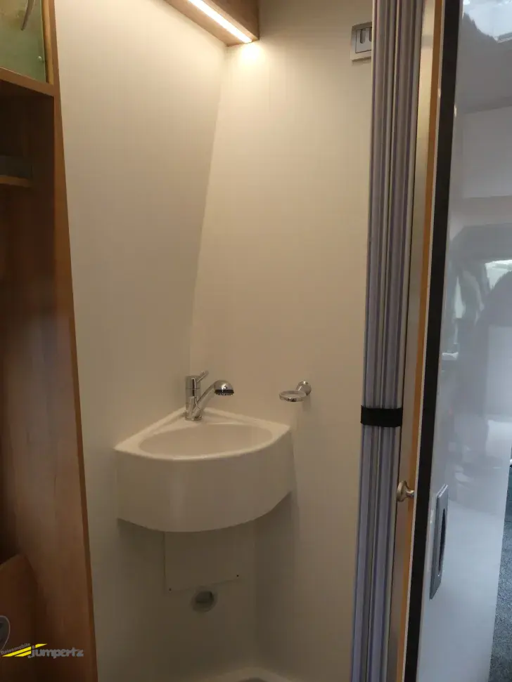 Fahrzeugbild La Strada Avanti C Sehr gepflegt7Top Ausstattung #8