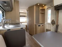 Fahrzeugbild Bürstner Averso 540 TL -Mover, Einzelbetten/Therme #5