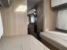 Fahrzeugbild Bürstner Averso 540 TL -Mover, Einzelbetten/Therme #9
