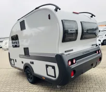 Schräg Hinten Adria Action 391 LH Sports 2026 * Sport * Alu * Dachrel.