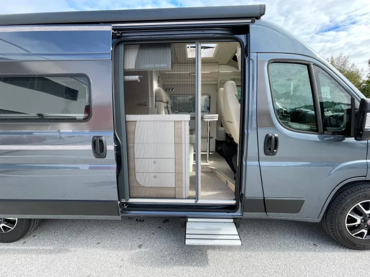 Fahrzeugbild Eura Mobil Van 595 HB #7