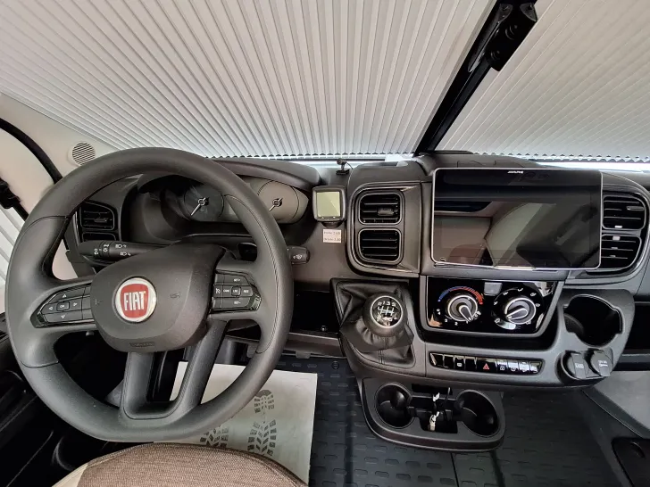 Fahrzeugbild Eura Mobil Van 595 HB #9