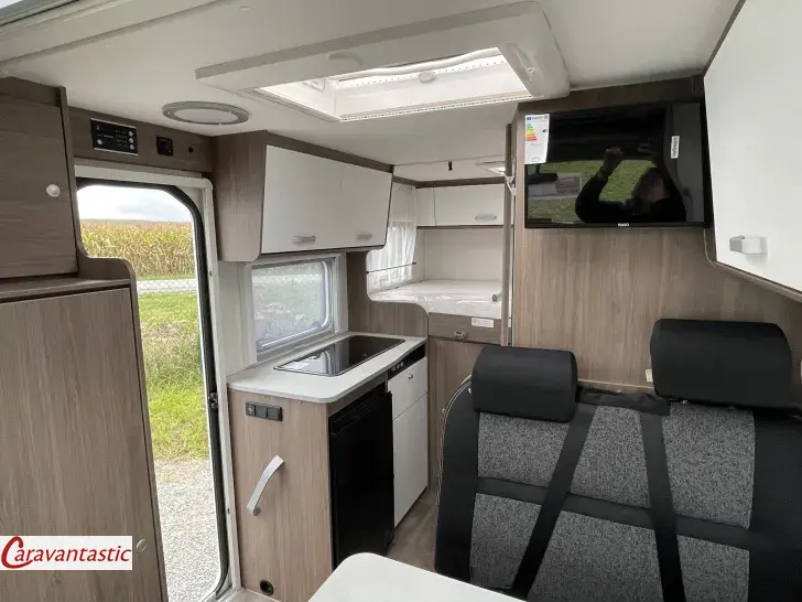 Fahrzeugbild Carado VAN 132 #6