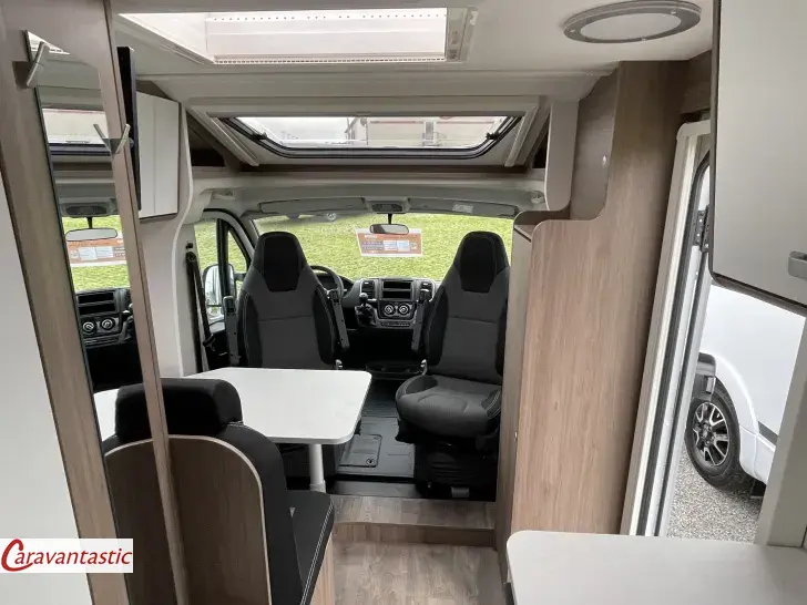 Fahrzeugbild Carado VAN 132 #11