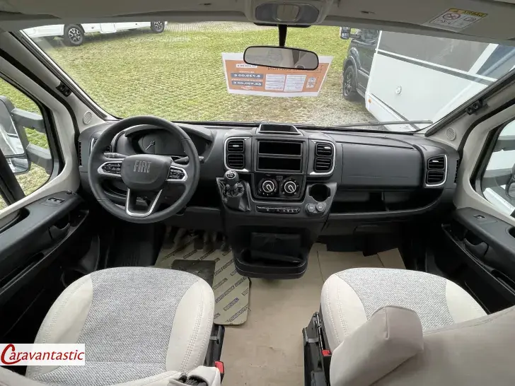 Fahrzeugbild Carado TEILINTEGRIERTE 457 #5