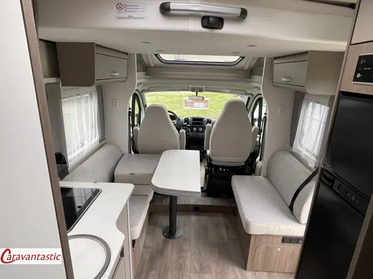 Fahrzeugbild Carado TEILINTEGRIERTE 457 #12